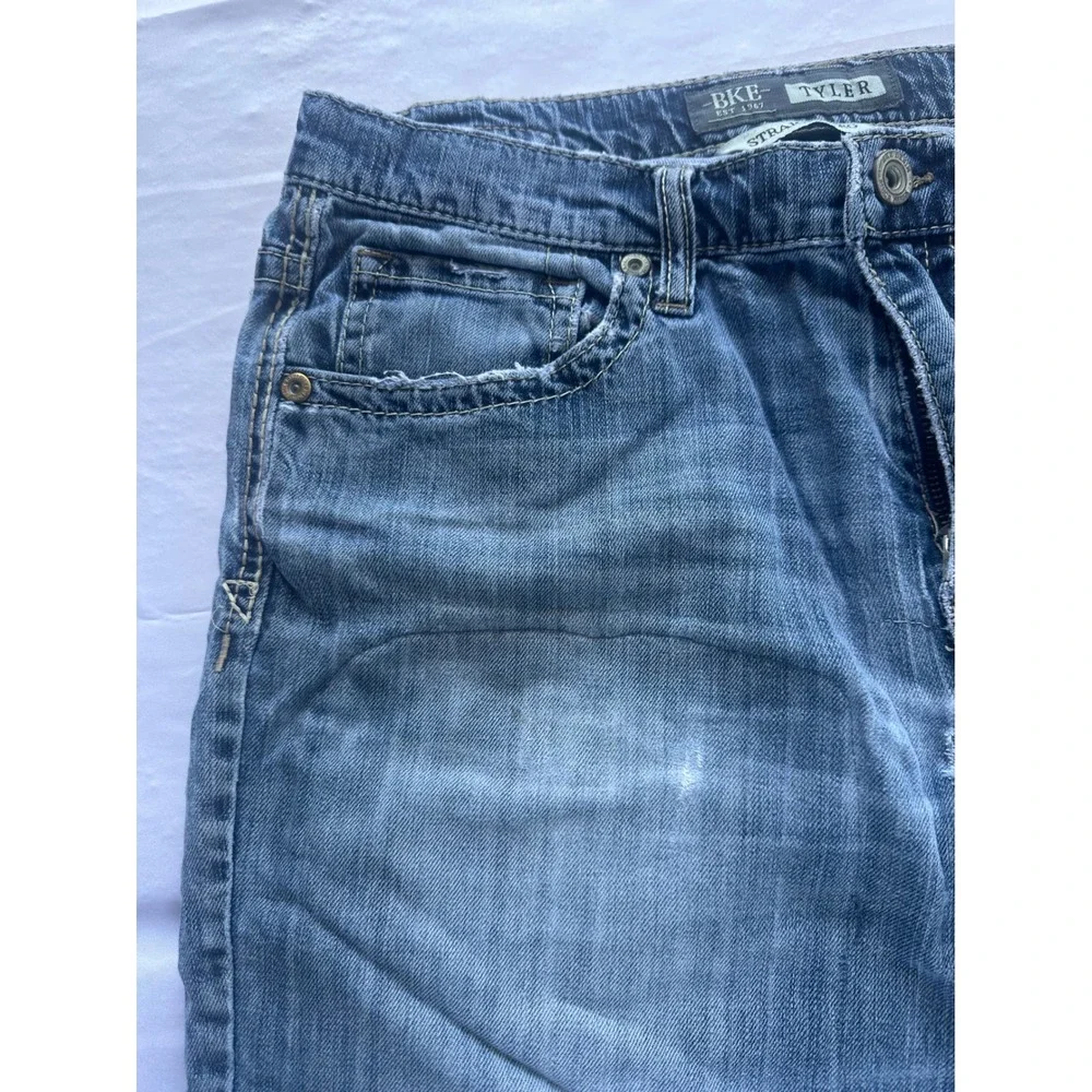 BKE Tyler Straight Leg Distressed Medium Wash Mens Denim Jeans 32R